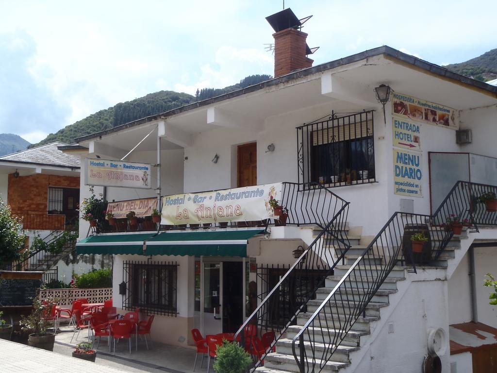 La Anjana Ojedo Hotel Potes Exterior photo
