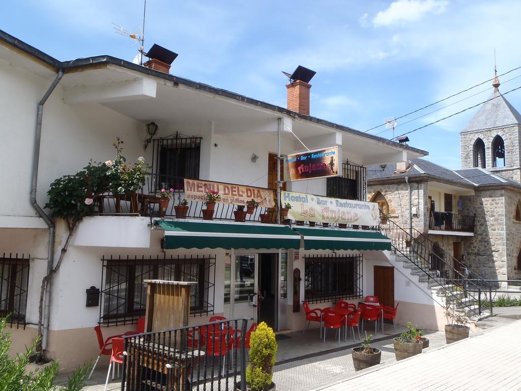 La Anjana Ojedo Hotel Potes Exterior photo
