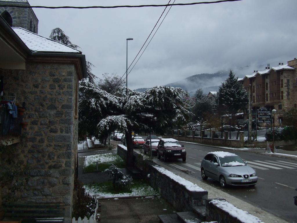 La Anjana Ojedo Hotel Potes Exterior photo